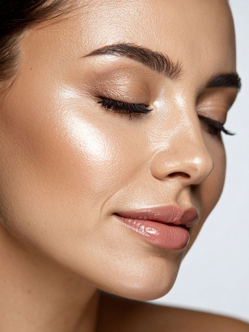 Lash services at Chrissie Pearce Studios